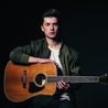 – Ważniejsze są umiejętności gitarzysty niż sama gitara  – uważa 18-letni  Marcin Patrzałek