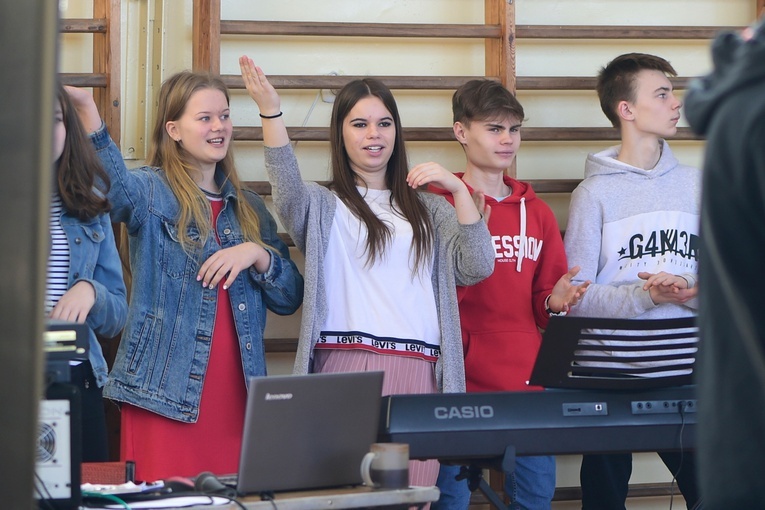 Koncert religijny w SP 3 w Nidzicy