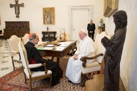 Papież podjął decyzję w sprawie dymisji kard. Barbarina