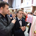 Bierzmowanie u Matki Bożej Nieustającej Pomocy w Mielcu - cz. 1