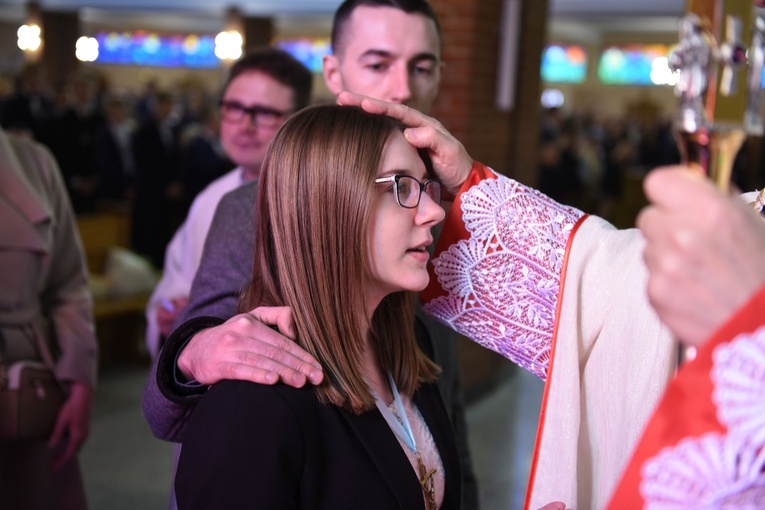 Bierzmowanie u Matki Bożej Nieustającej Pomocy w Mielcu - cz. 1