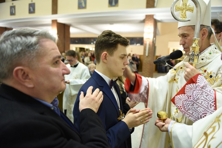 Bierzmowanie u Matki Bożej Nieustającej Pomocy w Mielcu - cz. 2