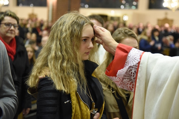 Bierzmowanie u Matki Bożej Nieustającej Pomocy w Mielcu - cz. 2
