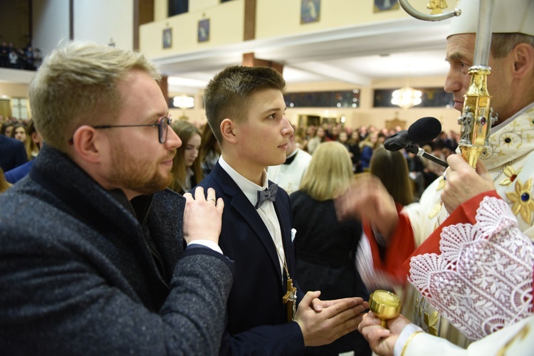 Bierzmowanie u Matki Bożej Nieustającej Pomocy w Mielcu - cz. 2