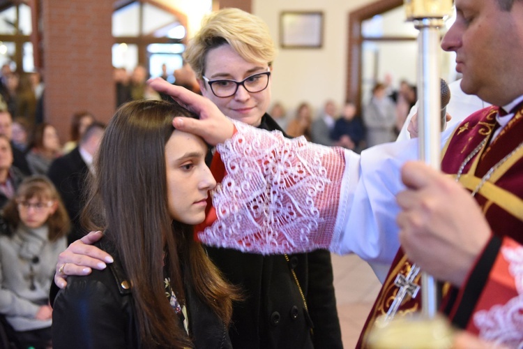 Bierzmowanie w par. Miłosierdzia Bożego w Brzesku