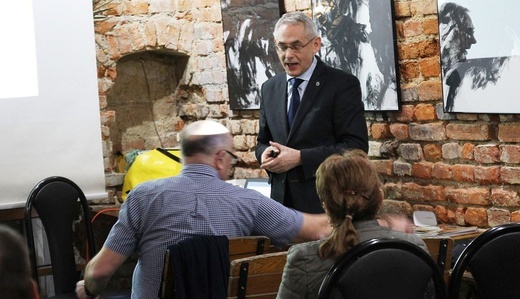 "Akademia nie z tej ziemi" ze św. Rafałem Kalinowskim