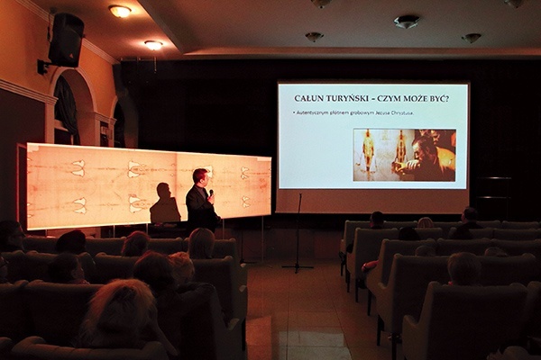 Prelekcja odbyła się w sali widowiskowej.