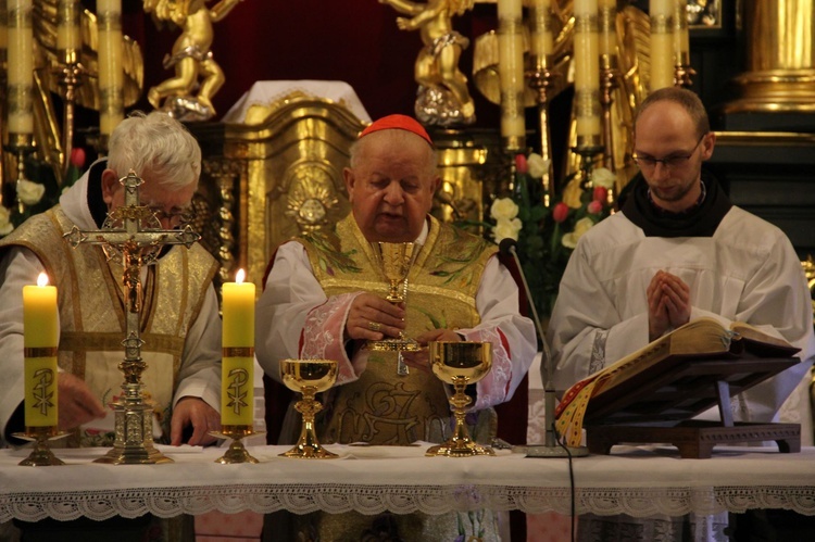 Odpust św. Józefa z dwoma kardynałami