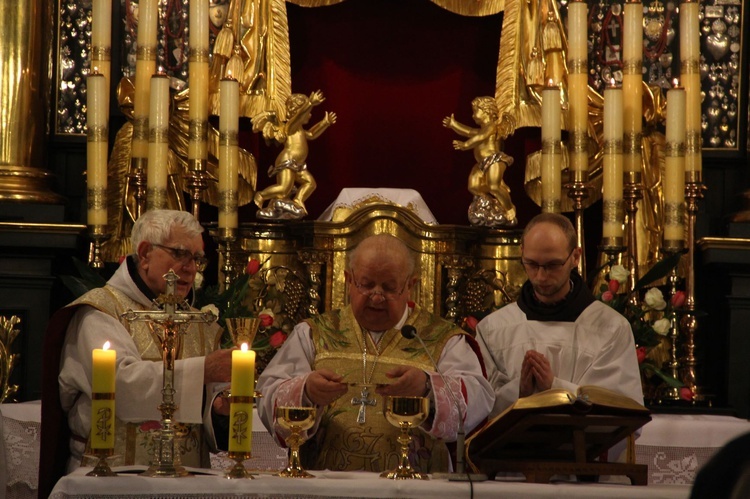 Odpust św. Józefa z dwoma kardynałami