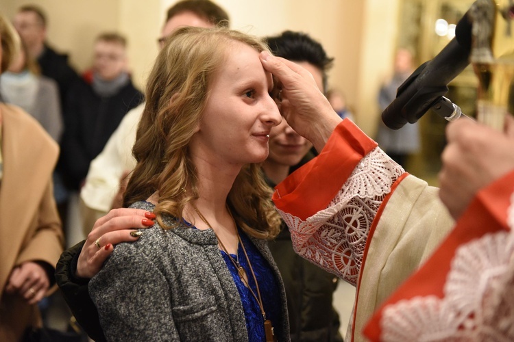 Bierzmowanie u Matki Bożej Nieustającej Pomocy w Mielcu - cz. 2