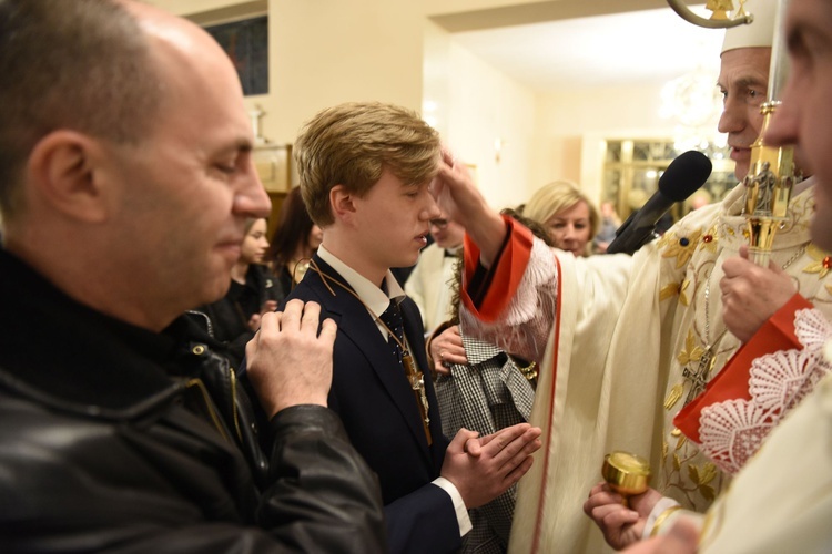 Bierzmowanie u Matki Bożej Nieustającej Pomocy w Mielcu - cz. 2