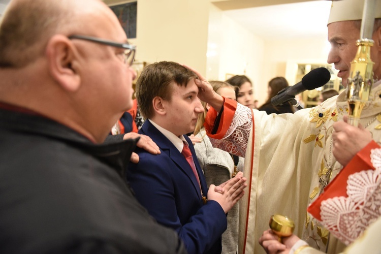 Bierzmowanie u Matki Bożej Nieustającej Pomocy w Mielcu - cz. 2