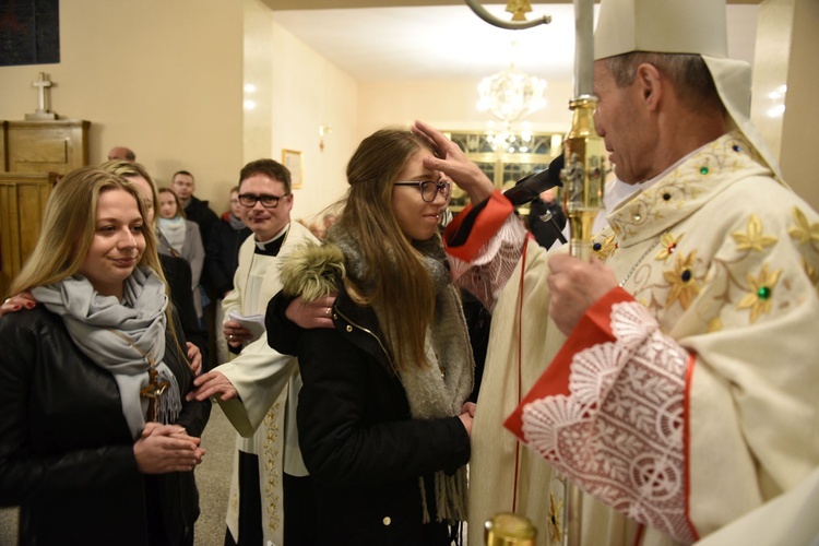 Bierzmowanie u Matki Bożej Nieustającej Pomocy w Mielcu - cz. 2