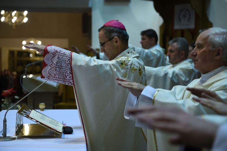 Bierzmowanie u Matki Bożej Nieustającej Pomocy w Mielcu - cz. 2