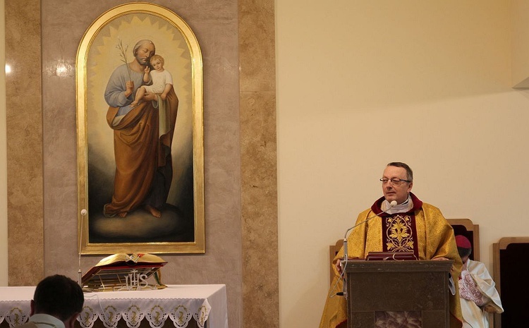 Poświęcenie Domu Duszpasterskiego św. Józefa w Andrychowie.