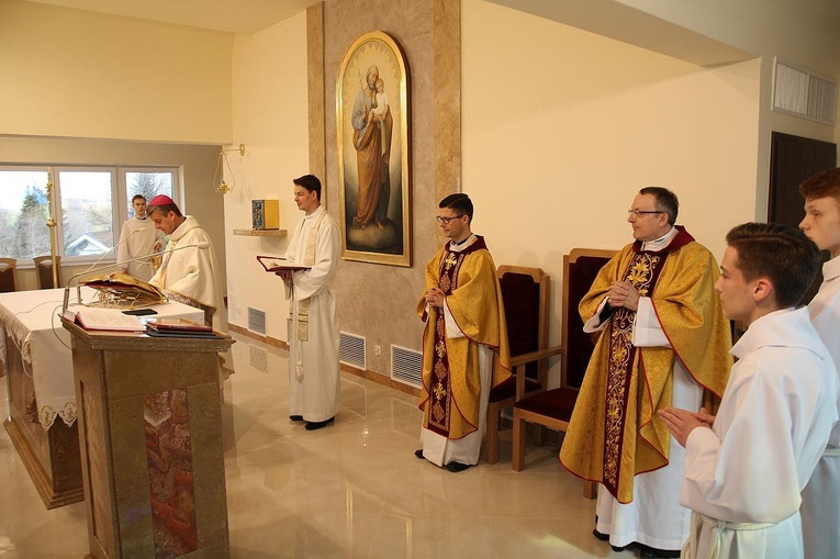 Poświęcenie Domu Duszpasterskiego św. Józefa w Andrychowie.