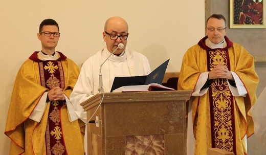 Poświęcenie Domu Duszpasterskiego św. Józefa w Andrychowie.