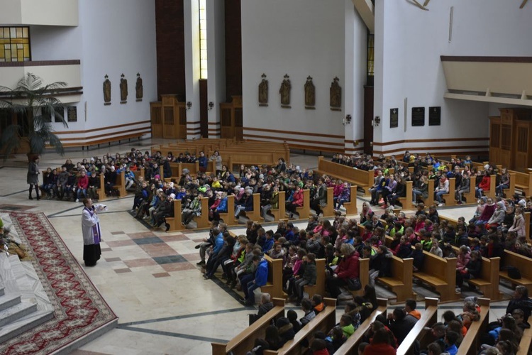 Rekolekcje dla dzieci w Świdnicy z "Gościem Niedzielnym"