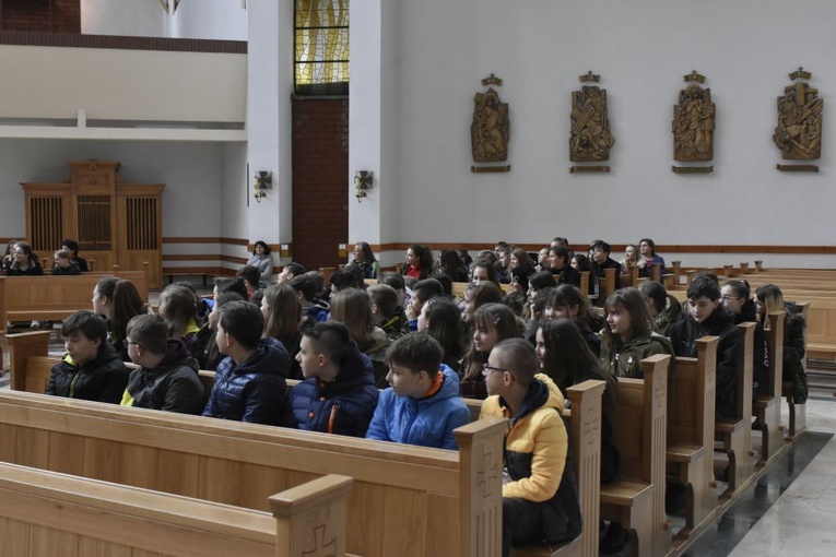 Rekolekcje dla dzieci w Świdnicy z "Gościem Niedzielnym"