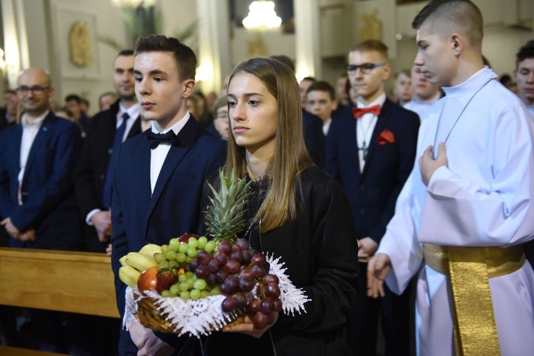 Bierzmowanie w par. Trójcy Przenajświętszej w Mielcu