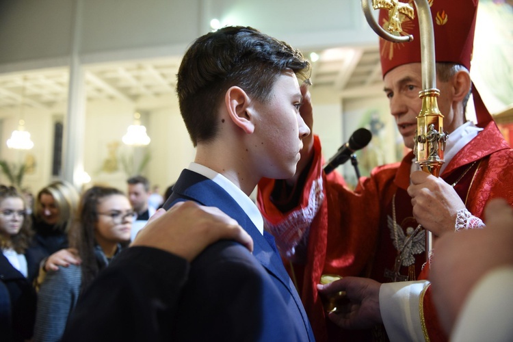 Bierzmowanie w par. Trójcy Przenajświętszej w Mielcu