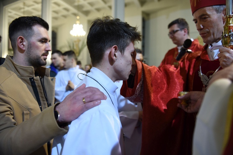 Bierzmowanie w par. Trójcy Przenajświętszej w Mielcu