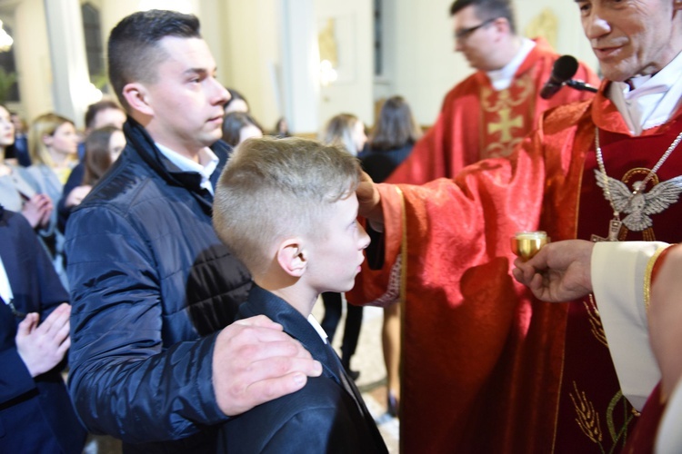 Bierzmowanie w par. Trójcy Przenajświętszej w Mielcu