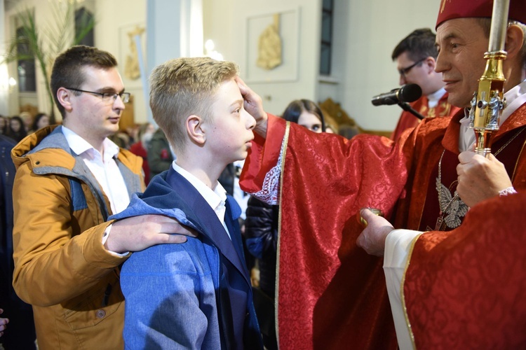 Bierzmowanie w par. Trójcy Przenajświętszej w Mielcu