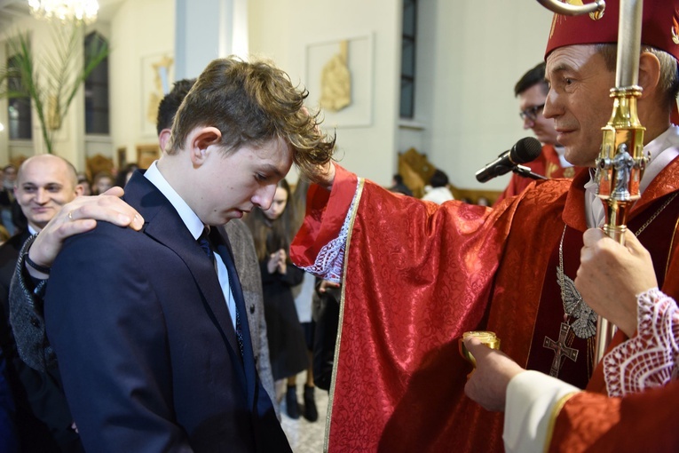 Bierzmowanie w par. Trójcy Przenajświętszej w Mielcu