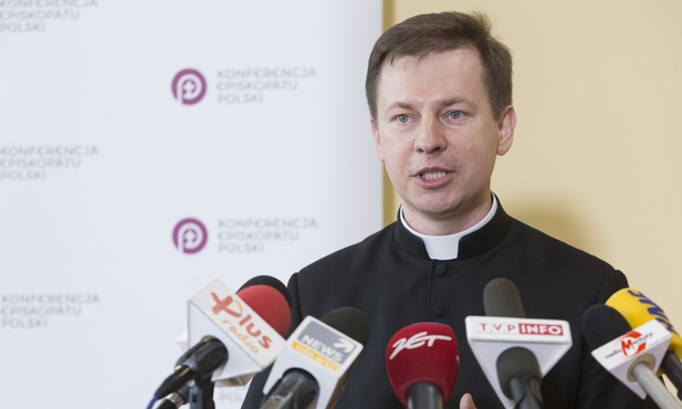 Rzecznik KEP: Kościół uznaje wymogi prawa karnego i szanuje wolność zgłaszających