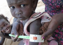 Dzieci z Sudanu Płd. potrzebują pomocy