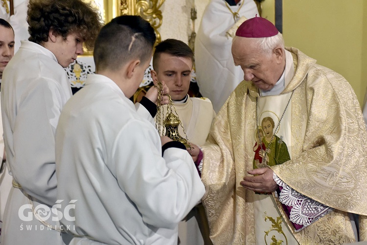 Konsekracja ołtarza w Wałbrzychu