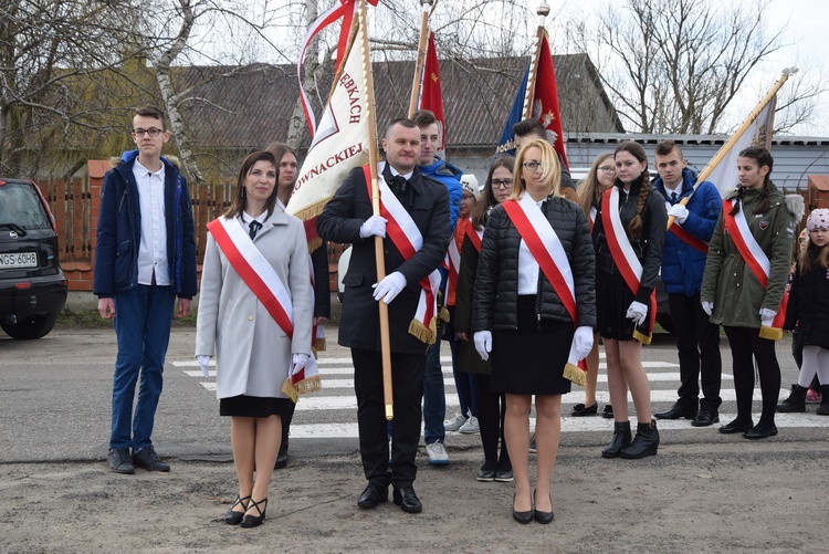 Nadanie imienia Szkole Podstawowej w Trębkach