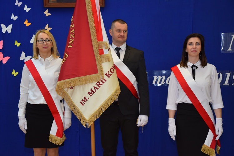 Nadanie imienia Szkole Podstawowej w Trębkach