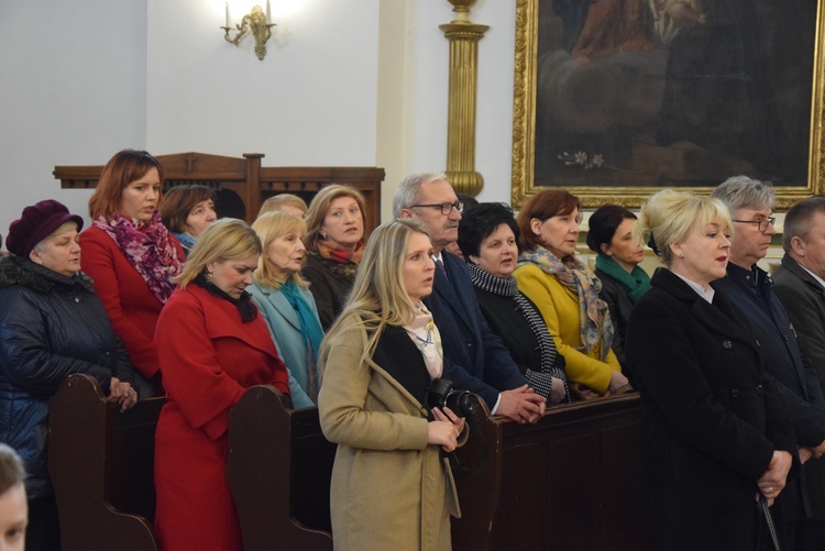 Nadanie imienia Szkole Podstawowej w Trębkach