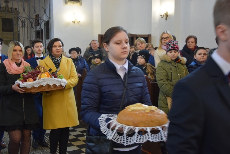 Nadanie imienia Szkole Podstawowej w Trębkach