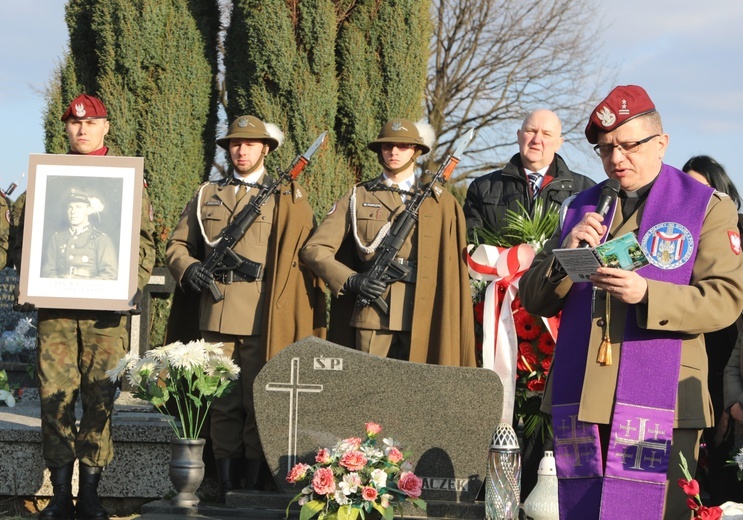 Pogrzeb plut. Jana Kwiczali "Emila" w Czechowicach-Dziedzicach