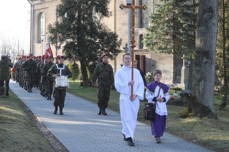 Pogrzeb plut. Jana Kwiczali "Emila" w Czechowicach-Dziedzicach