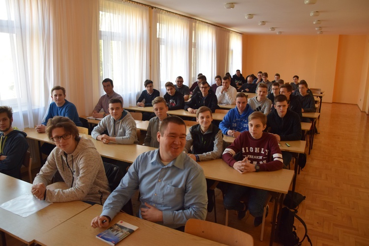 Kurs dla Szafarzy i Ceremoniarzy Eucharystii w WSD Łowicz