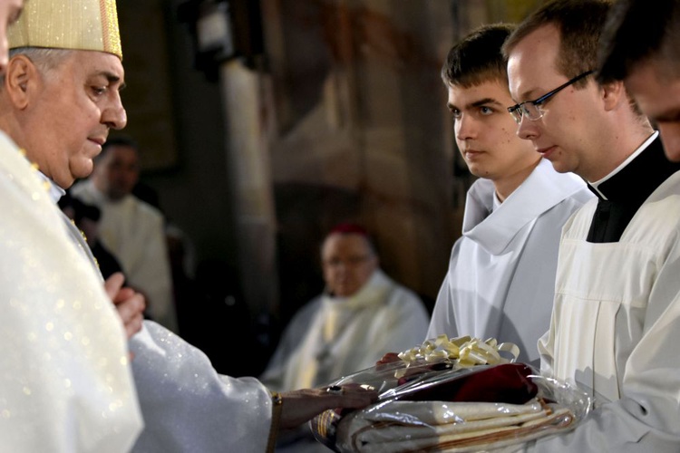 Uroczystości 15-lecia diecezji świdnickiej z udziałem abp. Salvatore Pennacchio