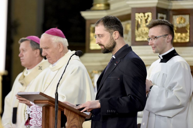 Uroczystości 15-lecia diecezji świdnickiej z udziałem abp. Salvatore Pennacchio