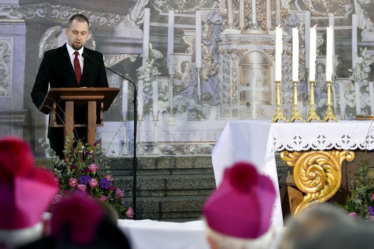 Uroczystości 15-lecia diecezji świdnickiej z udziałem abp. Salvatore Pennacchio