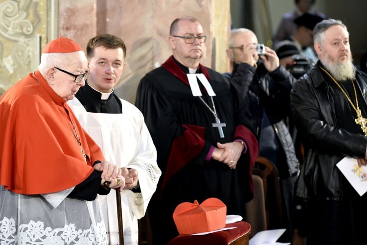 Uroczystości 15-lecia diecezji świdnickiej z udziałem abp. Salvatore Pennacchio