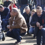 Droga Krzyżowa w intencji trzeźwości w KL Birkenau - 2019