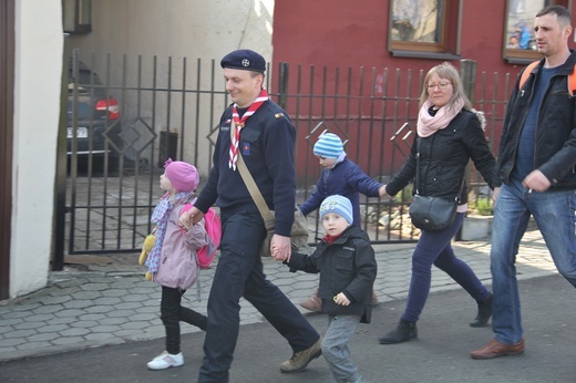 Skauci Europy w Piekarach Śl. - od kopca do bazyliki