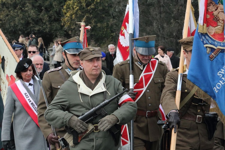 Odsłonięcie popiersia mjr. Zygmunta Szendzielarza "Łupaszki"