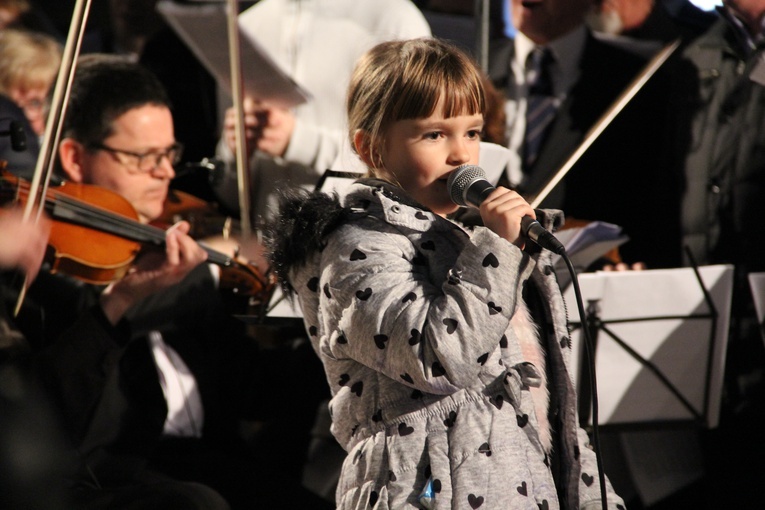 Warsztaty uwielbieniowe i finałowa adoracja Najświętszego Sakramentu