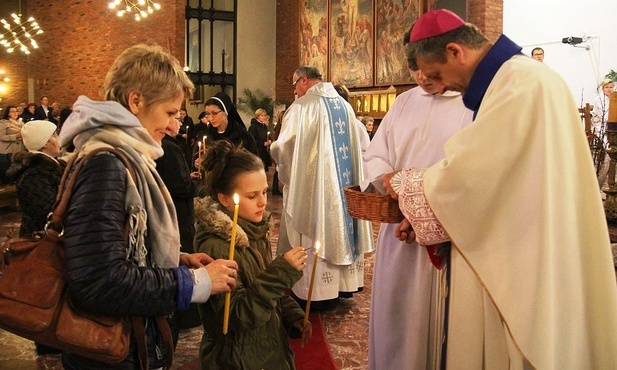 "Bucik" i duchowa adopcja dzieci poczętych w Oświęcimiu