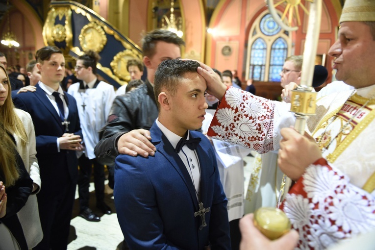 Bierzmowanie u św. Kazimierza w Nowym Sączu