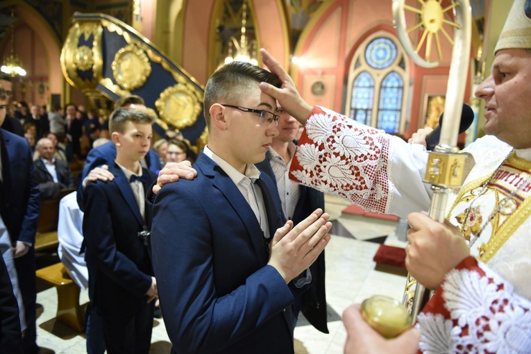 Bierzmowanie u św. Kazimierza w Nowym Sączu